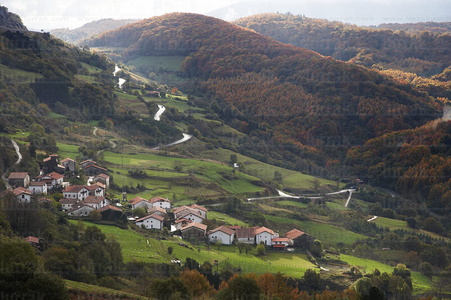07737-Azpiroz en el Valle de Araiz, Navarra