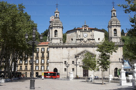 08209-Iglesia de san Nicolás de Bari. Bilbao, Bizkaia, Euskadi