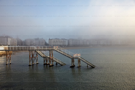 08937-Niebla. Náutico. Bahía de La Concha. San Sebastián, Gip